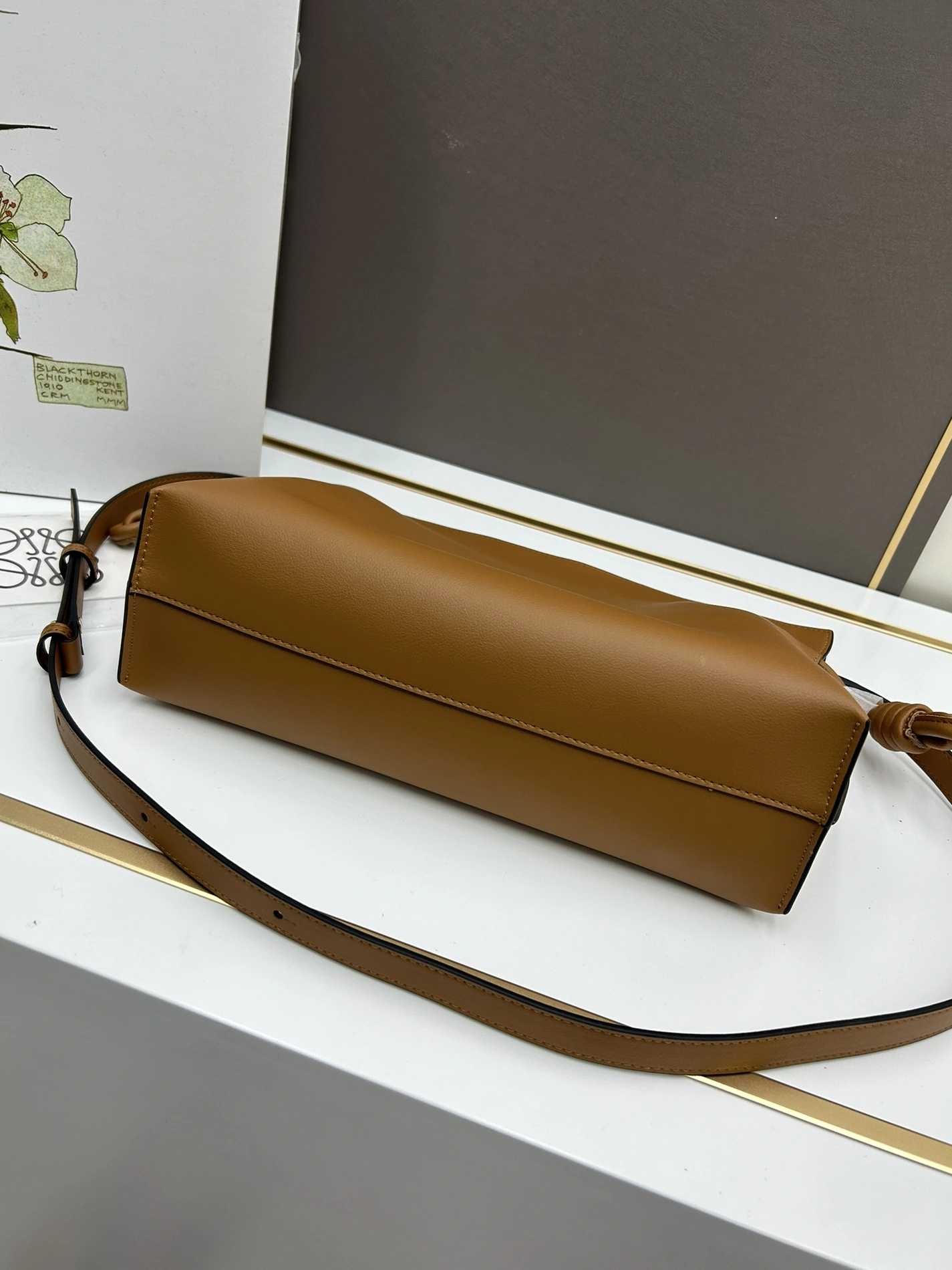 LOEWE AAA Quality Messenger Bags For Women Timeless 6720