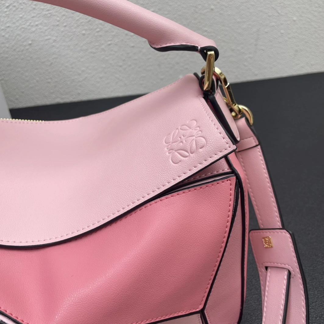 LOEWE AAA Quality Messenger Bags For Women TopPick 5451