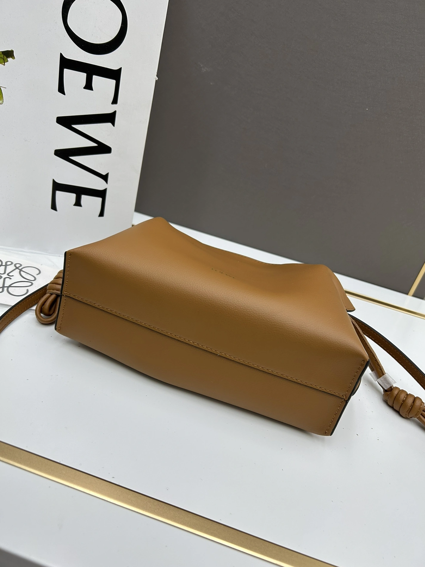 LOEWE AAA Quality Messenger Bags For Women TopPick 5671