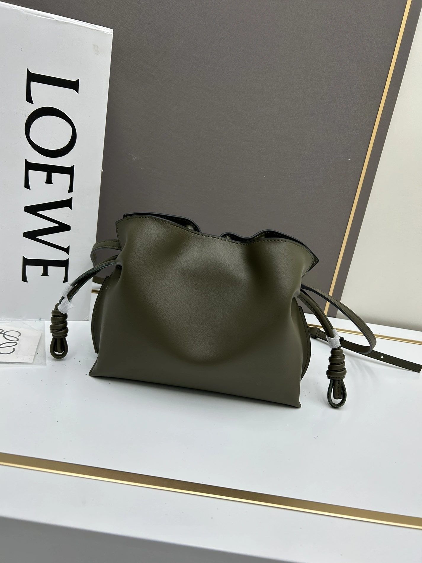 LOEWE AAA Quality Messenger Bags For Women UrbanStyle 4007