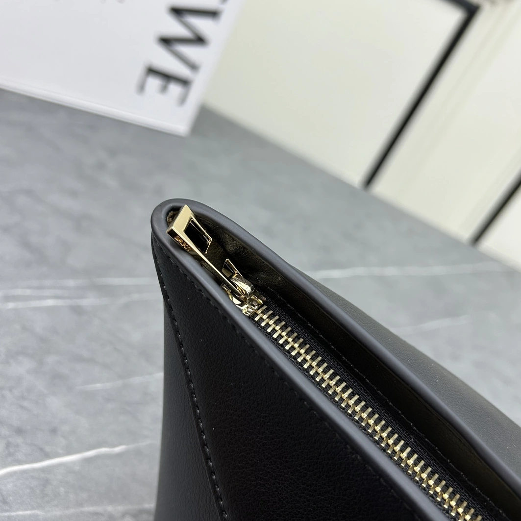 LOEWE AAA Quality Shoulder Bags For Women Fashionable 2805