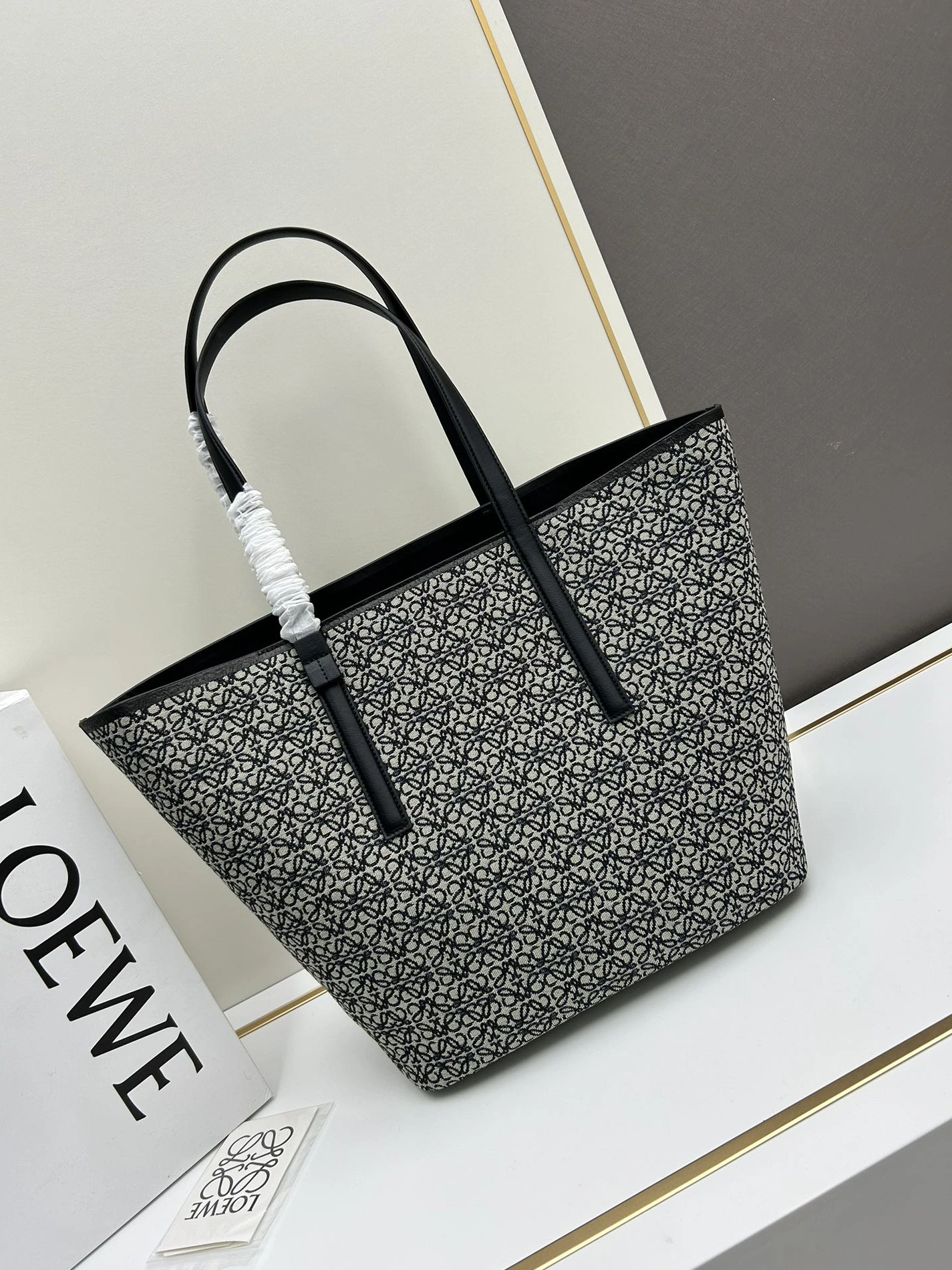 LOEWE AAA Quality Shoulder Bags For Women Refined 1432