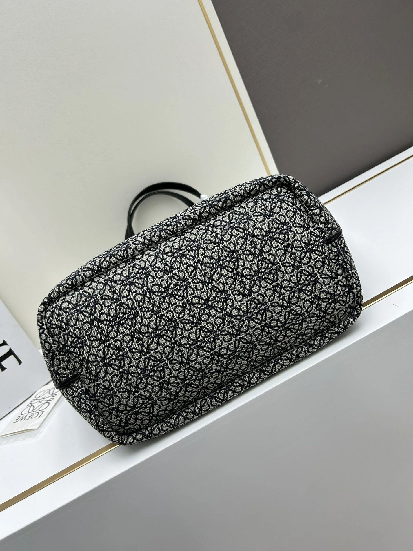 LOEWE AAA Quality Shoulder Bags For Women Refined 1432