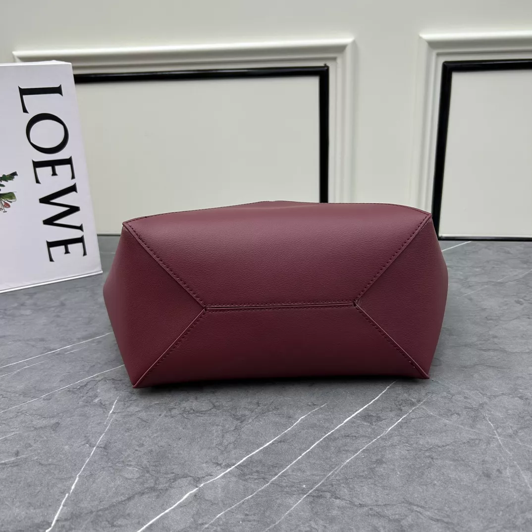 LOEWE AAA Quality Shoulder Bags For Women Soft 4049