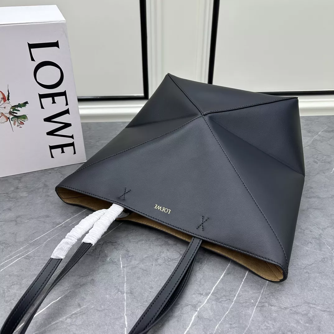LOEWE AAA Quality Shoulder Bags For Women Versatile 5776