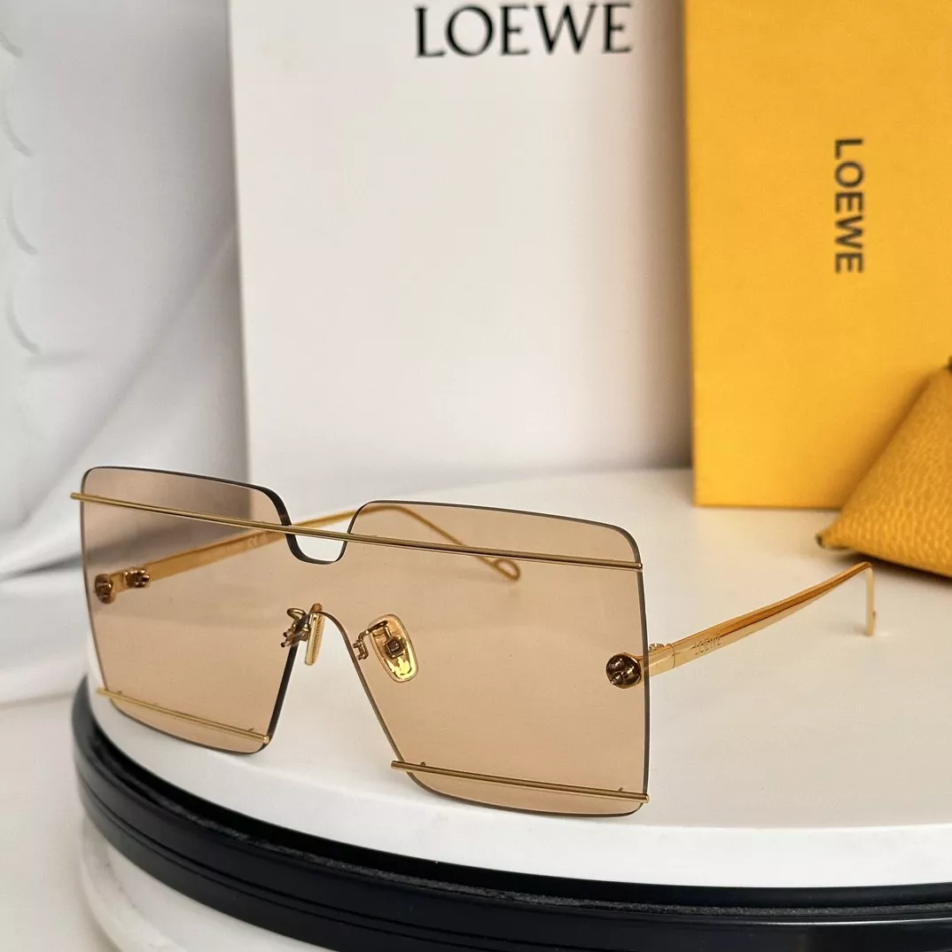 LOEWE AAA Quality Sunglasses EyeCatching 4310