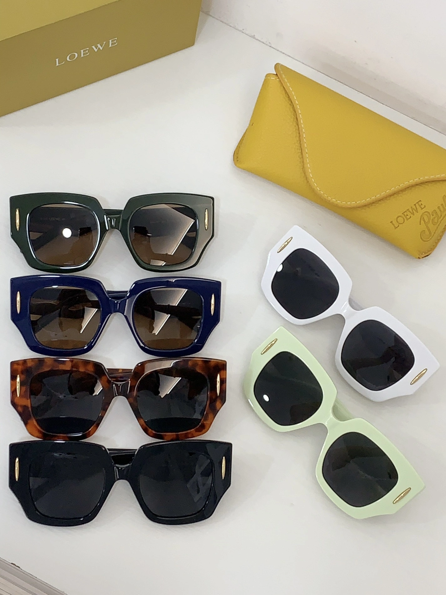 LOEWE AAA Quality Sunglasses Fashionable 6587