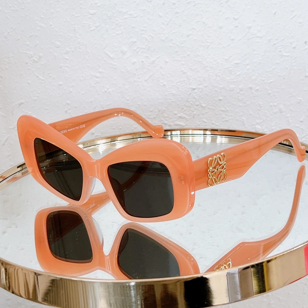 LOEWE AAA Quality Sunglasses HighQuality 3656