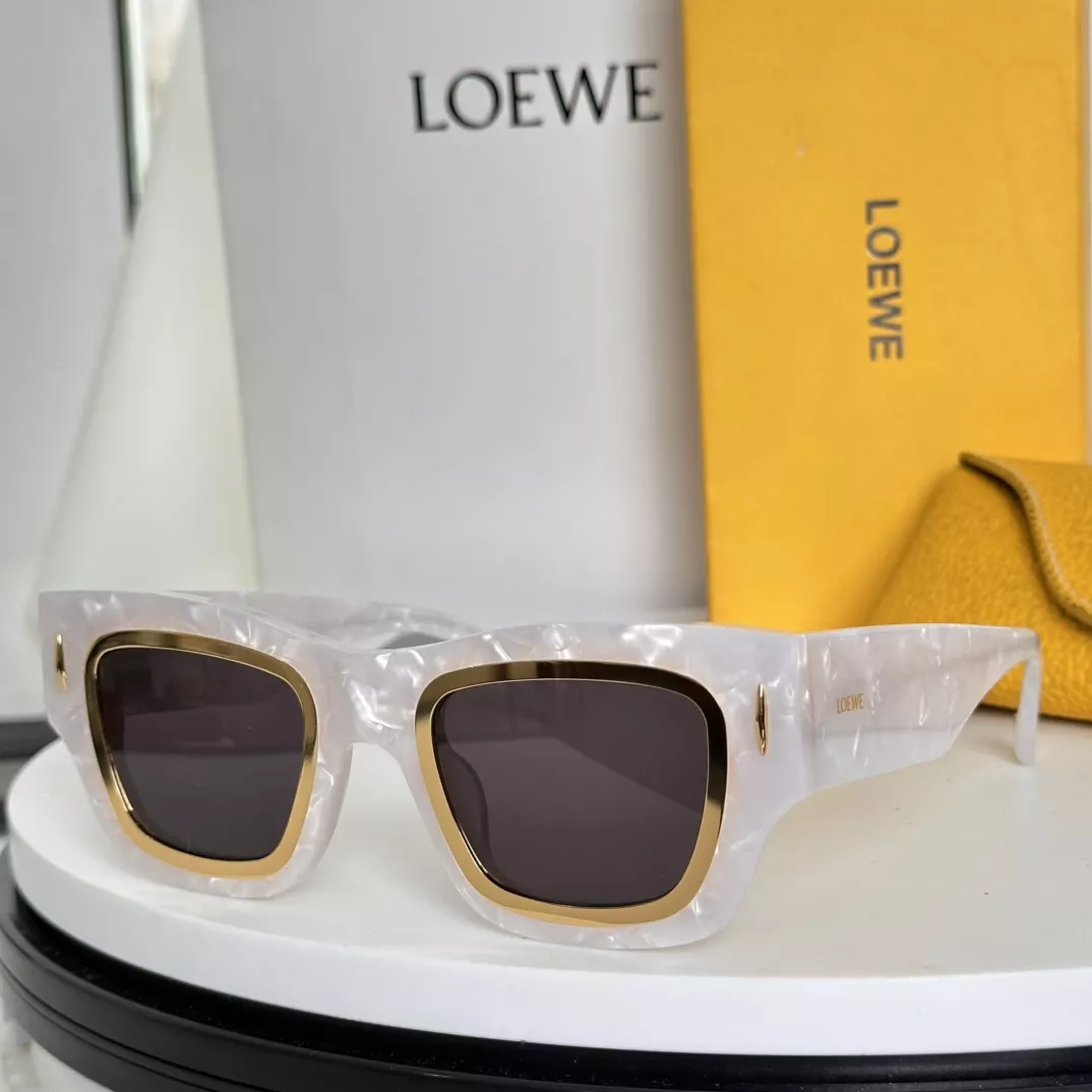LOEWE AAA Quality Sunglasses HighQuality 3772