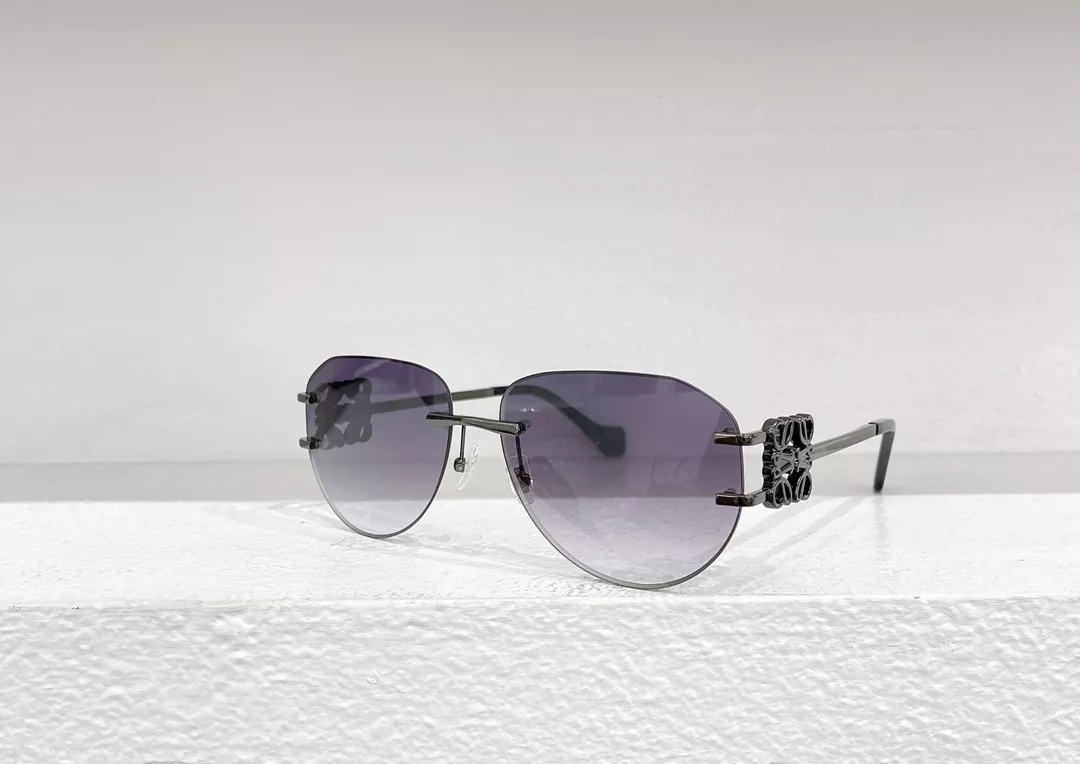 LOEWE AAA Quality Sunglasses Popular 8447