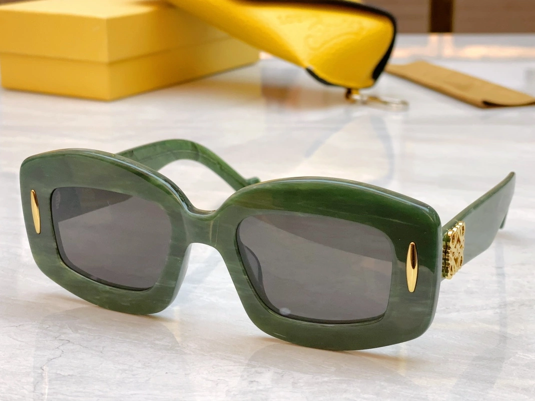 LOEWE AAA Quality Sunglasses Trendy 9969