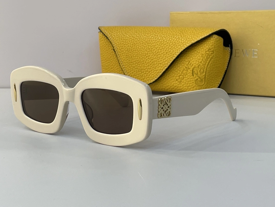 LOEWE AAA Quality Sunglasses Vibrant 4965