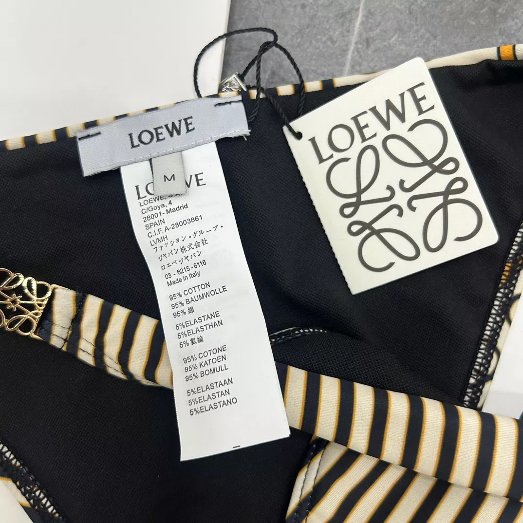 LOEWE Bathing Suits For Women UrbanStyle 4062