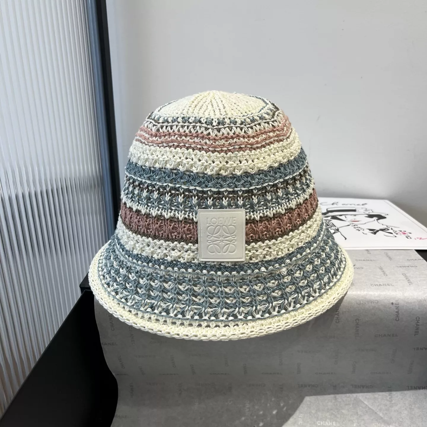 LOEWE Caps Affordable 9135