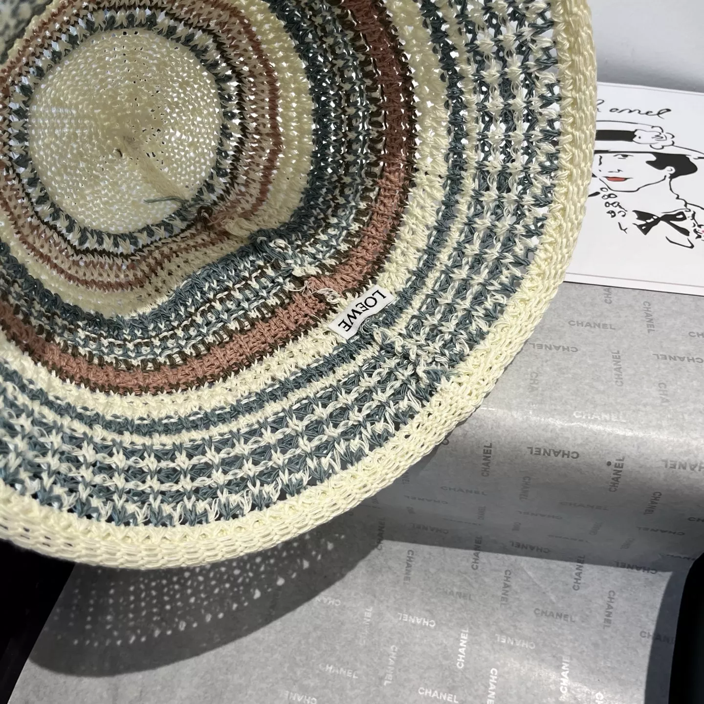 LOEWE Caps Affordable 9135
