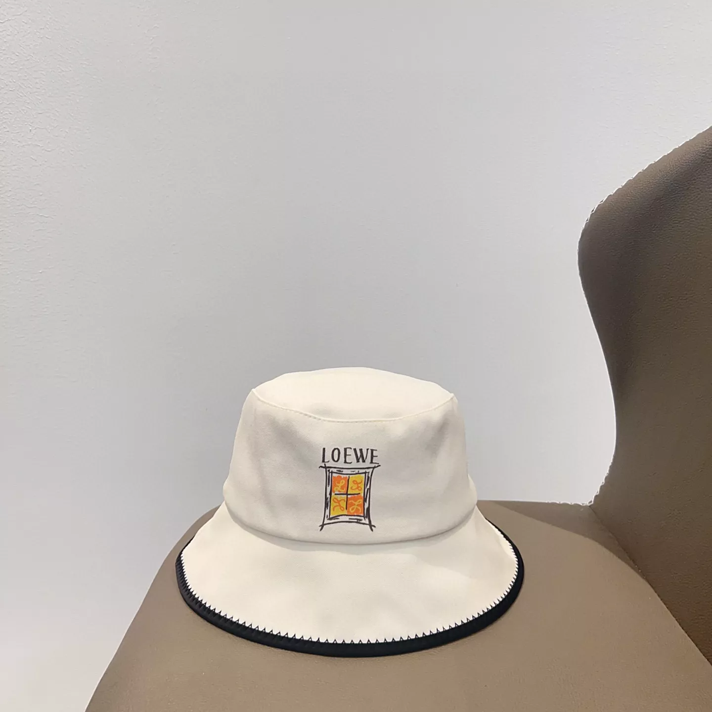 LOEWE Caps AllSeason 8654