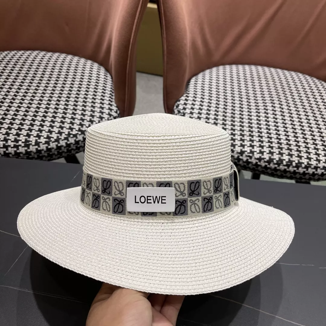 LOEWE Caps Bold 2658