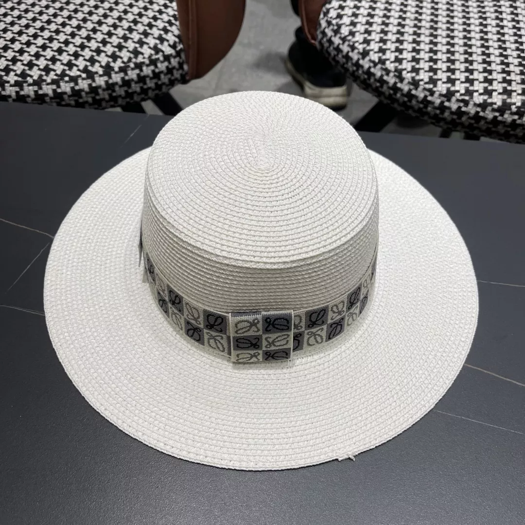 LOEWE Caps Bold 2658
