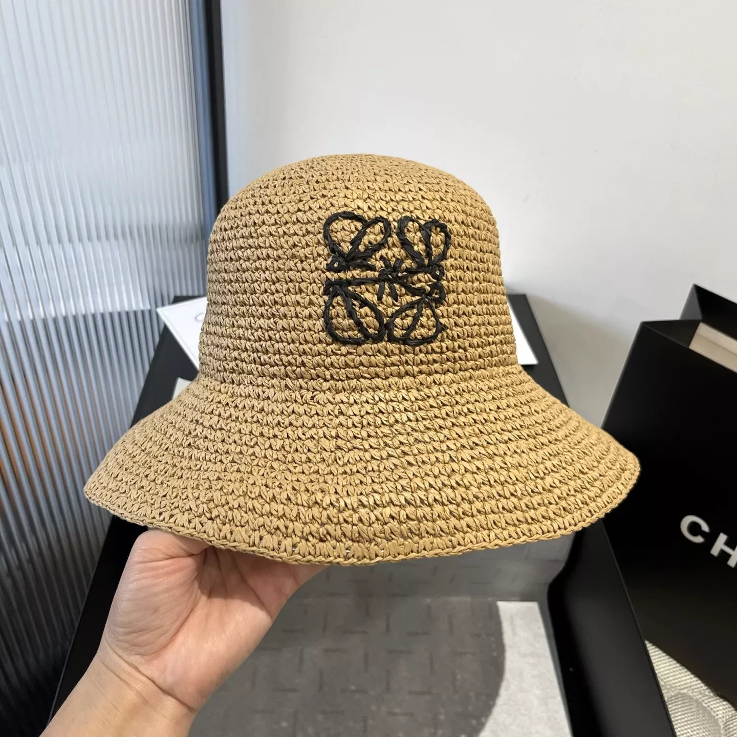 LOEWE Caps Compact 5861