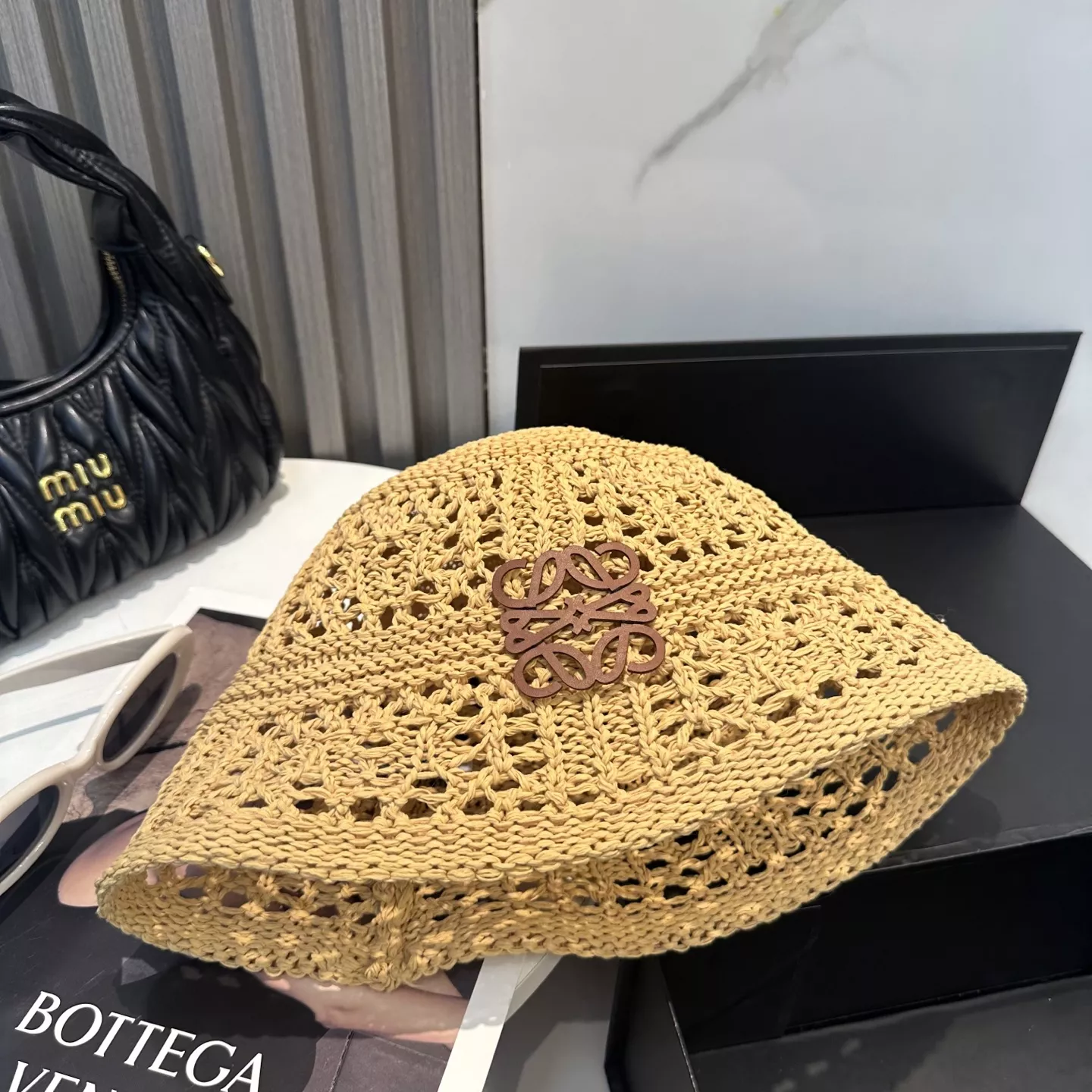 LOEWE Caps Durable 4434