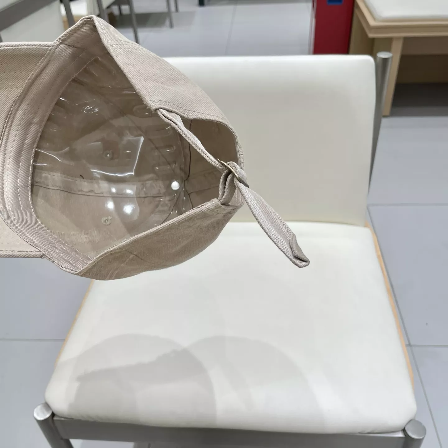 LOEWE Caps Efficient 9678