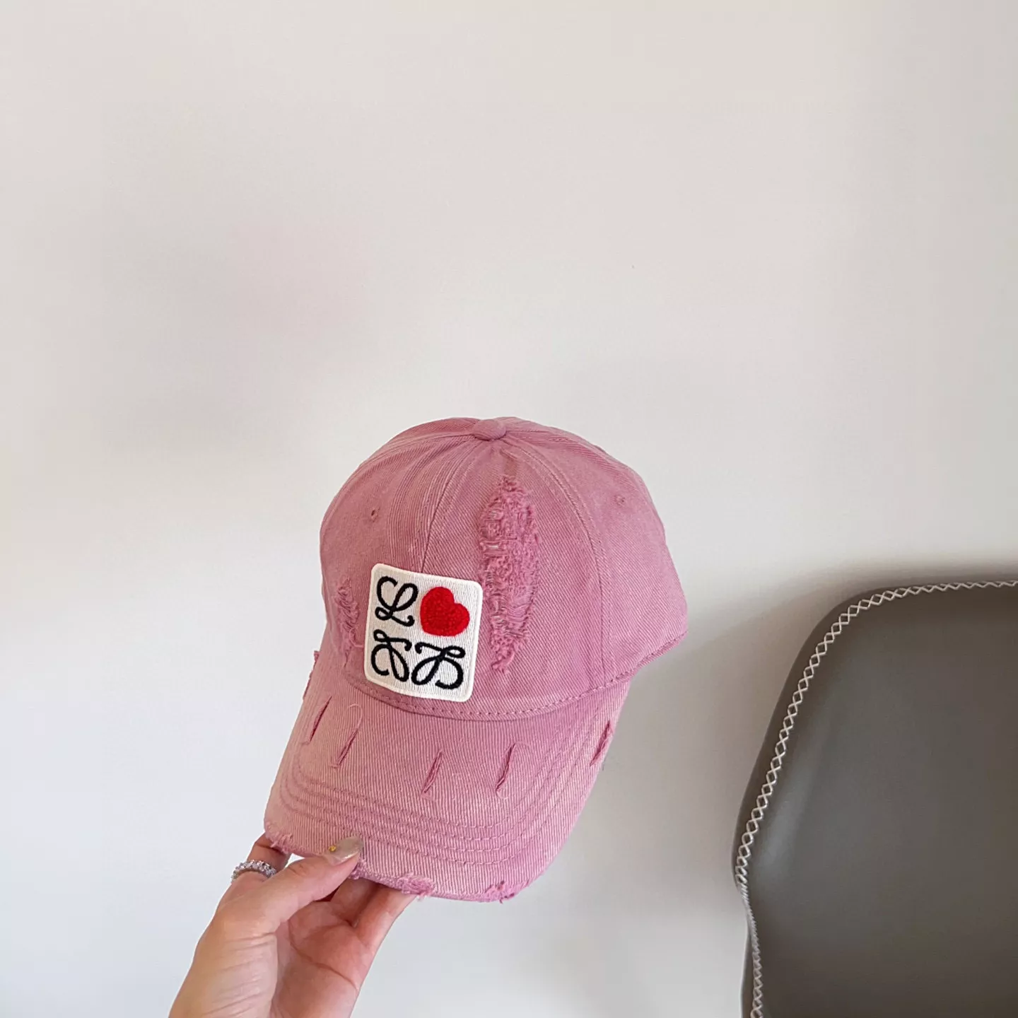 LOEWE Caps EyeCatching 1535