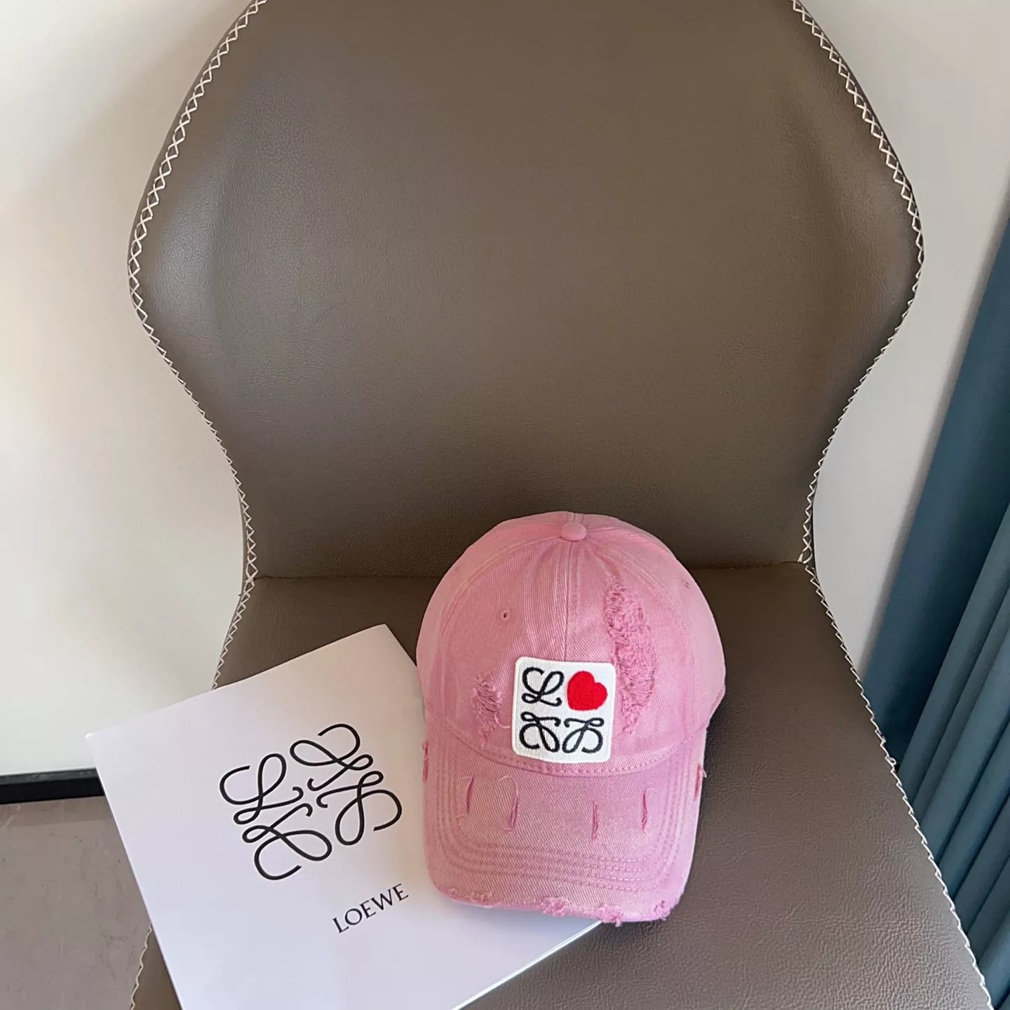 LOEWE Caps EyeCatching 1535