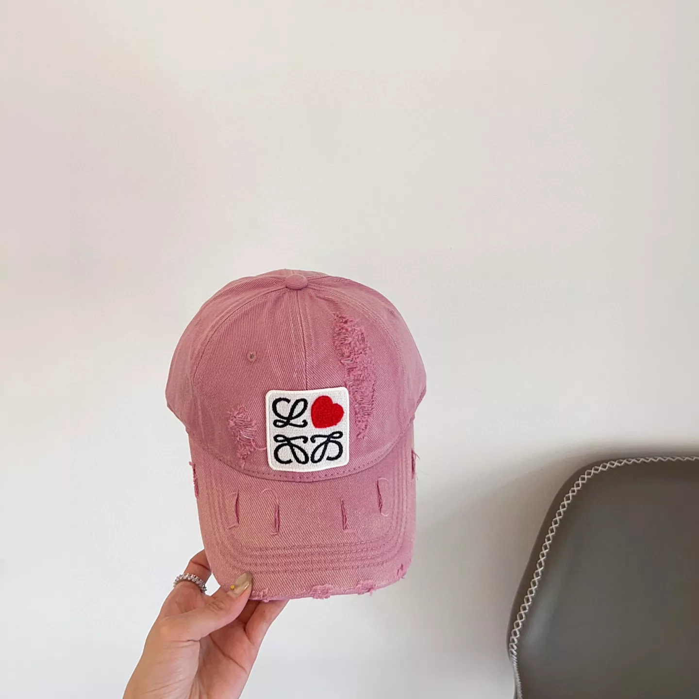 LOEWE Caps EyeCatching 1535