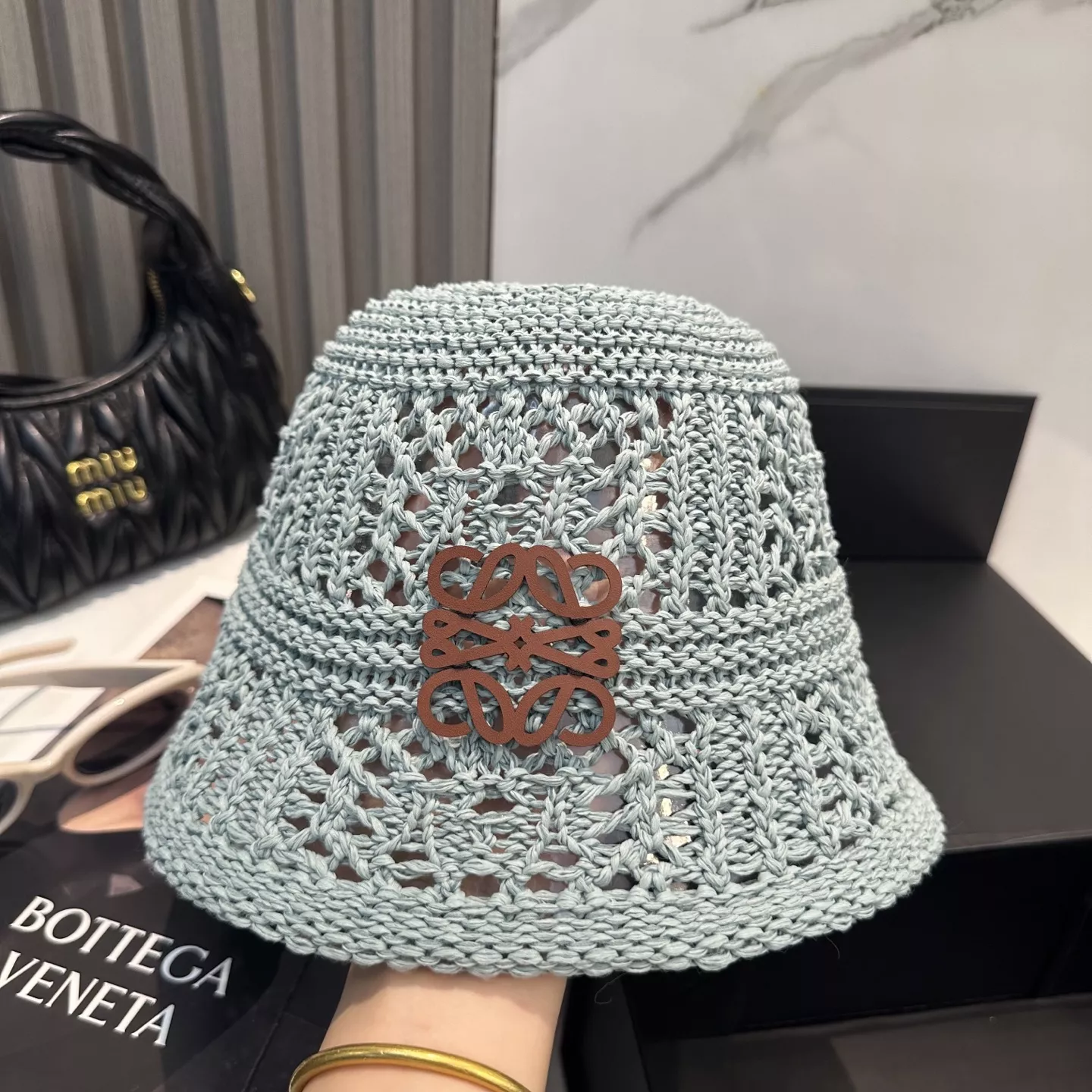 LOEWE Caps Fashionable 9152
