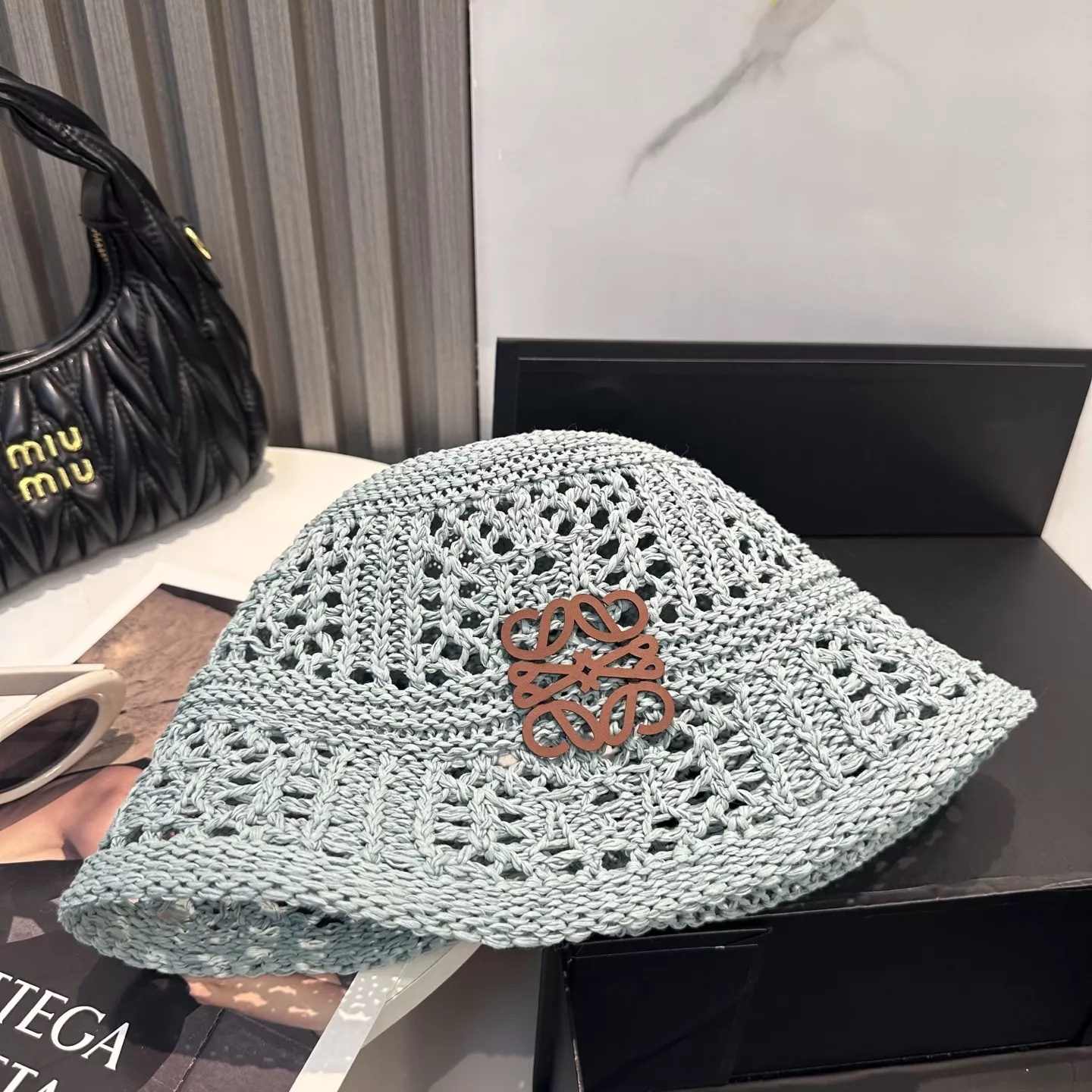 LOEWE Caps Fashionable 9152