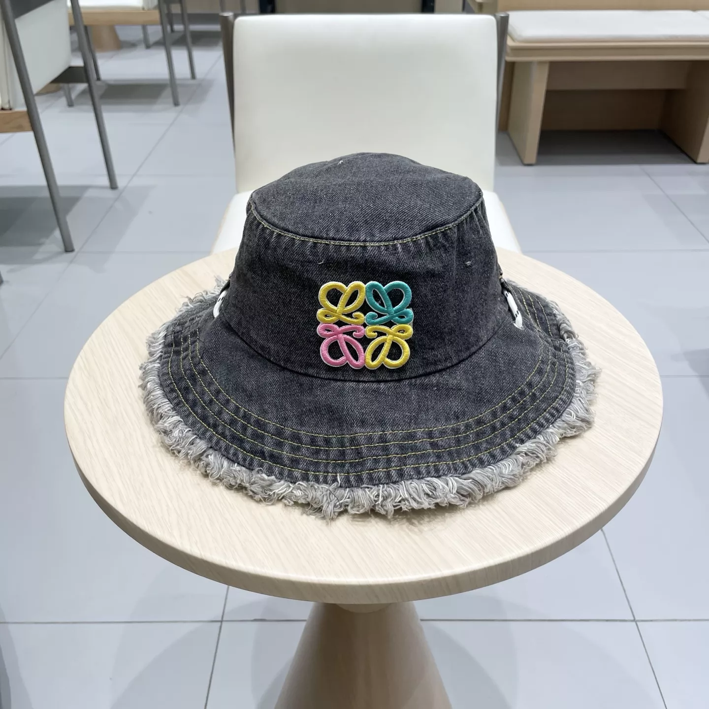 LOEWE Caps GoAnywhere 329