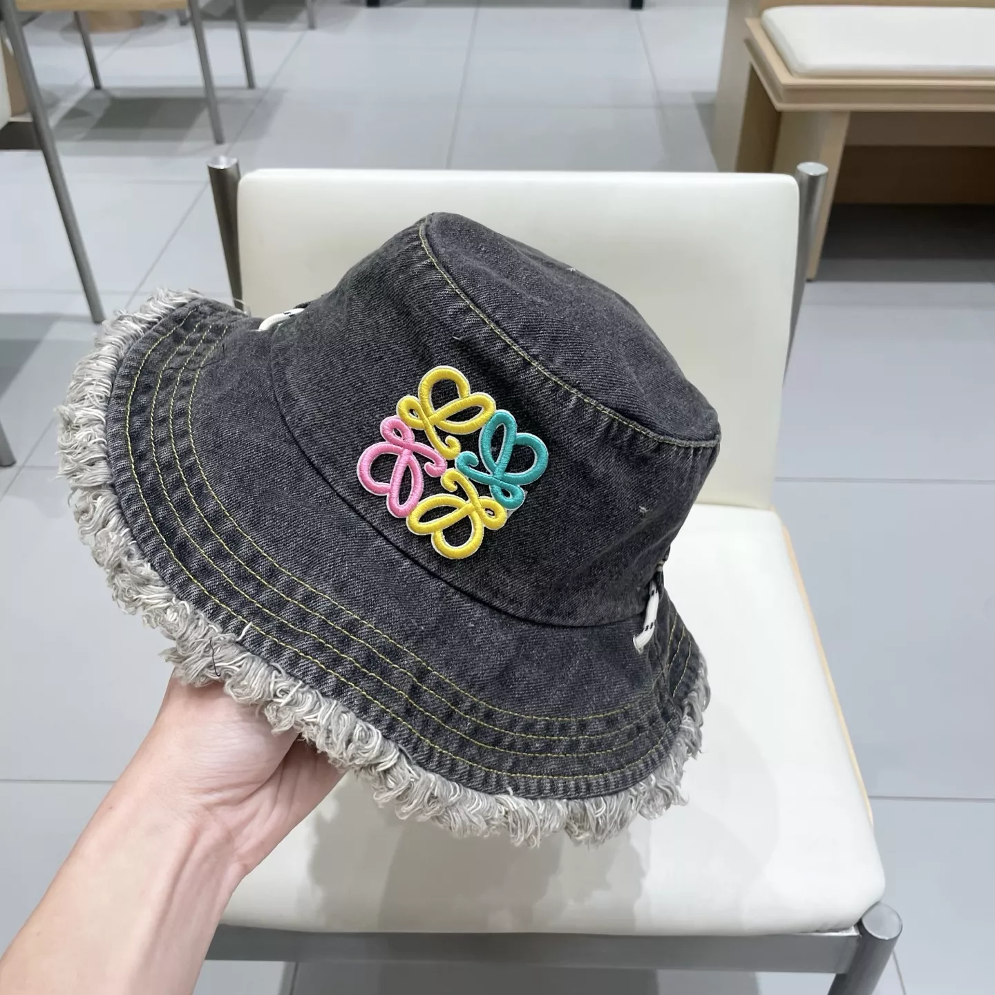LOEWE Caps GoAnywhere 329