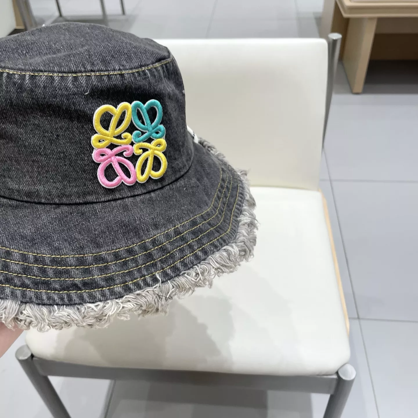 LOEWE Caps GoAnywhere 329