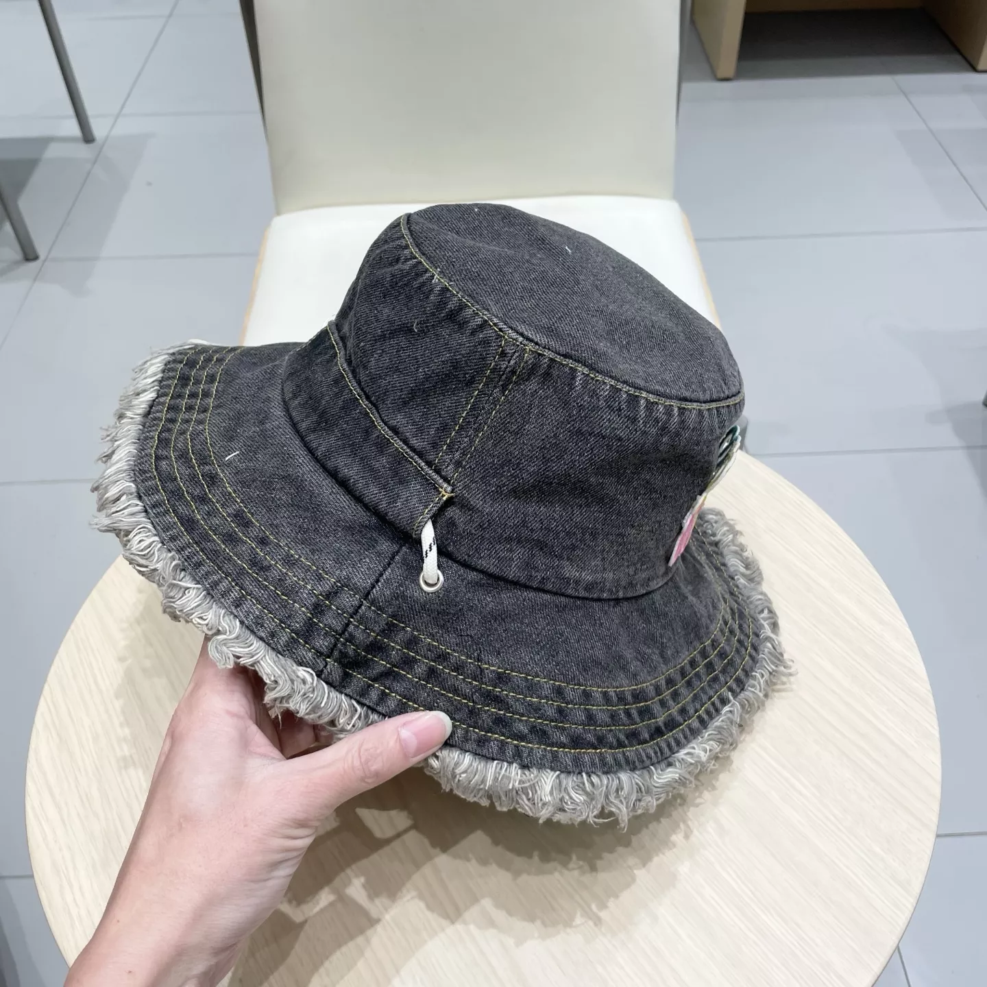 LOEWE Caps GoAnywhere 329