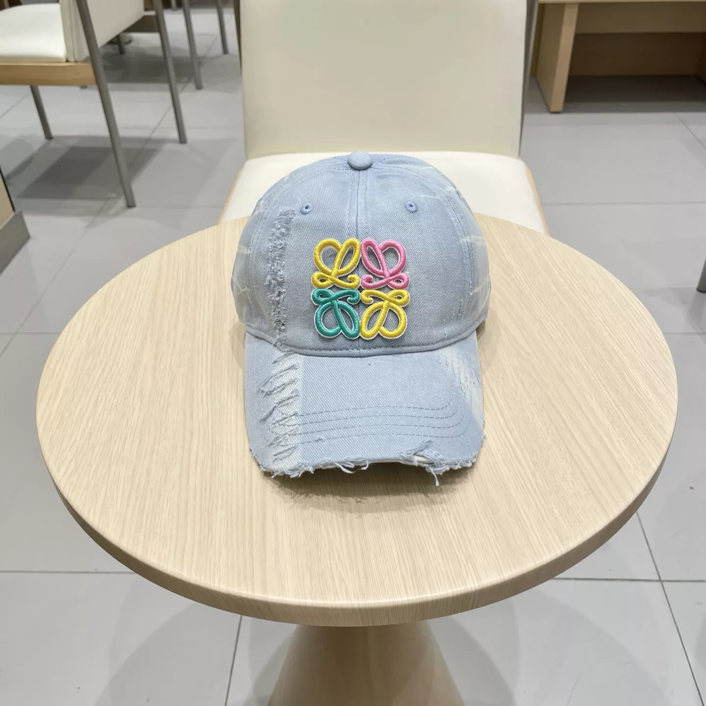 LOEWE Caps NewStyle 3828