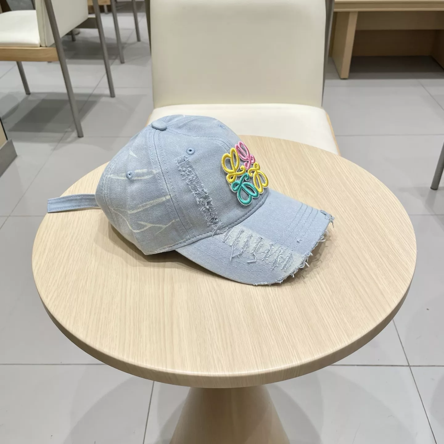 LOEWE Caps NewStyle 3828