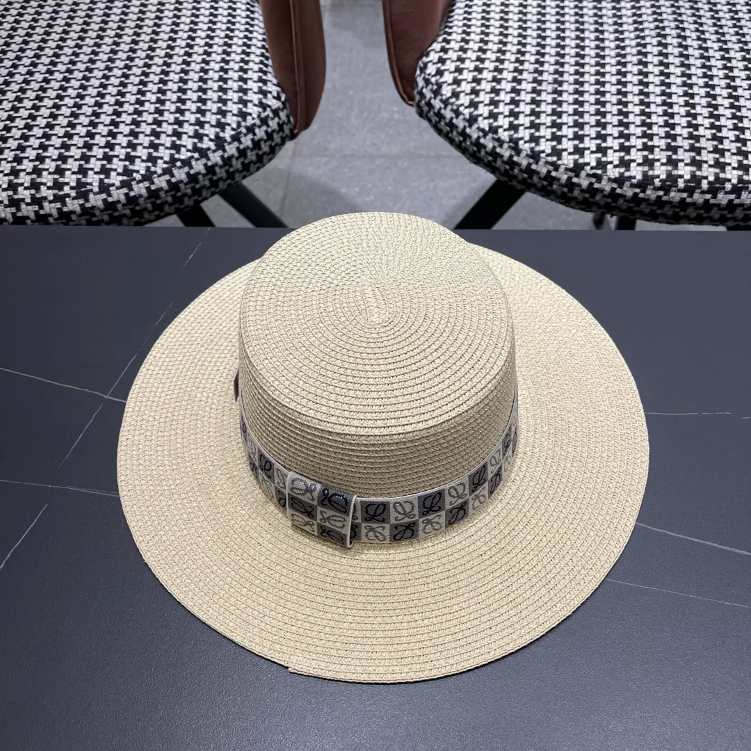 LOEWE Caps Refined 9100