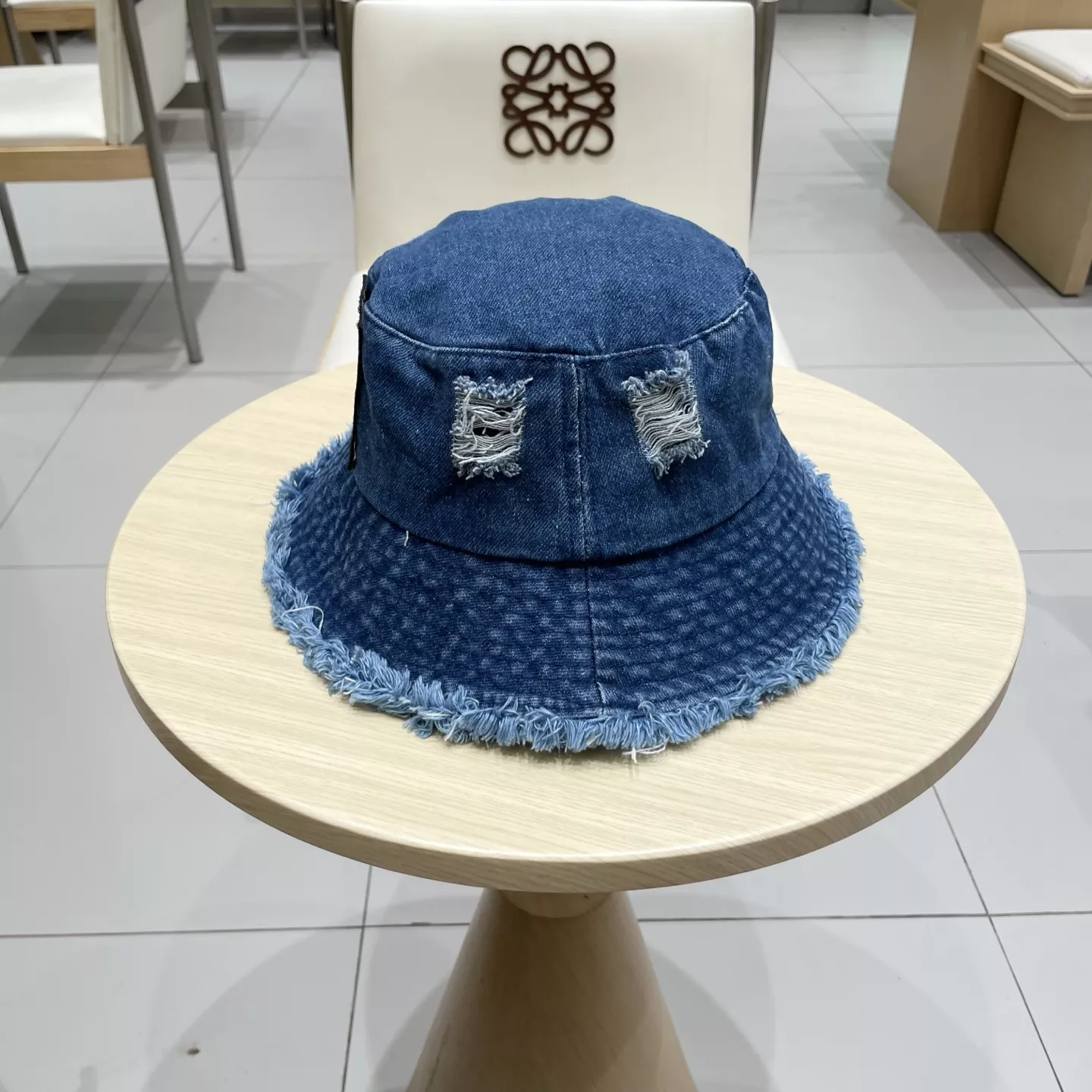 LOEWE Caps Reliable 8659