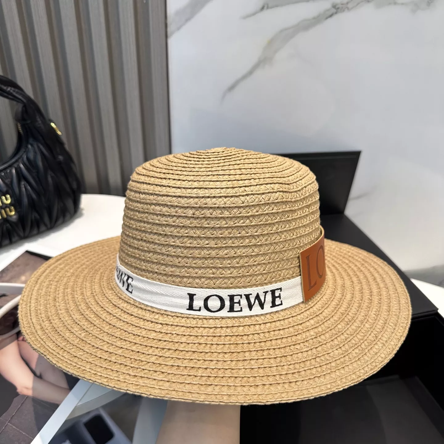 LOEWE Caps Reliable 8824