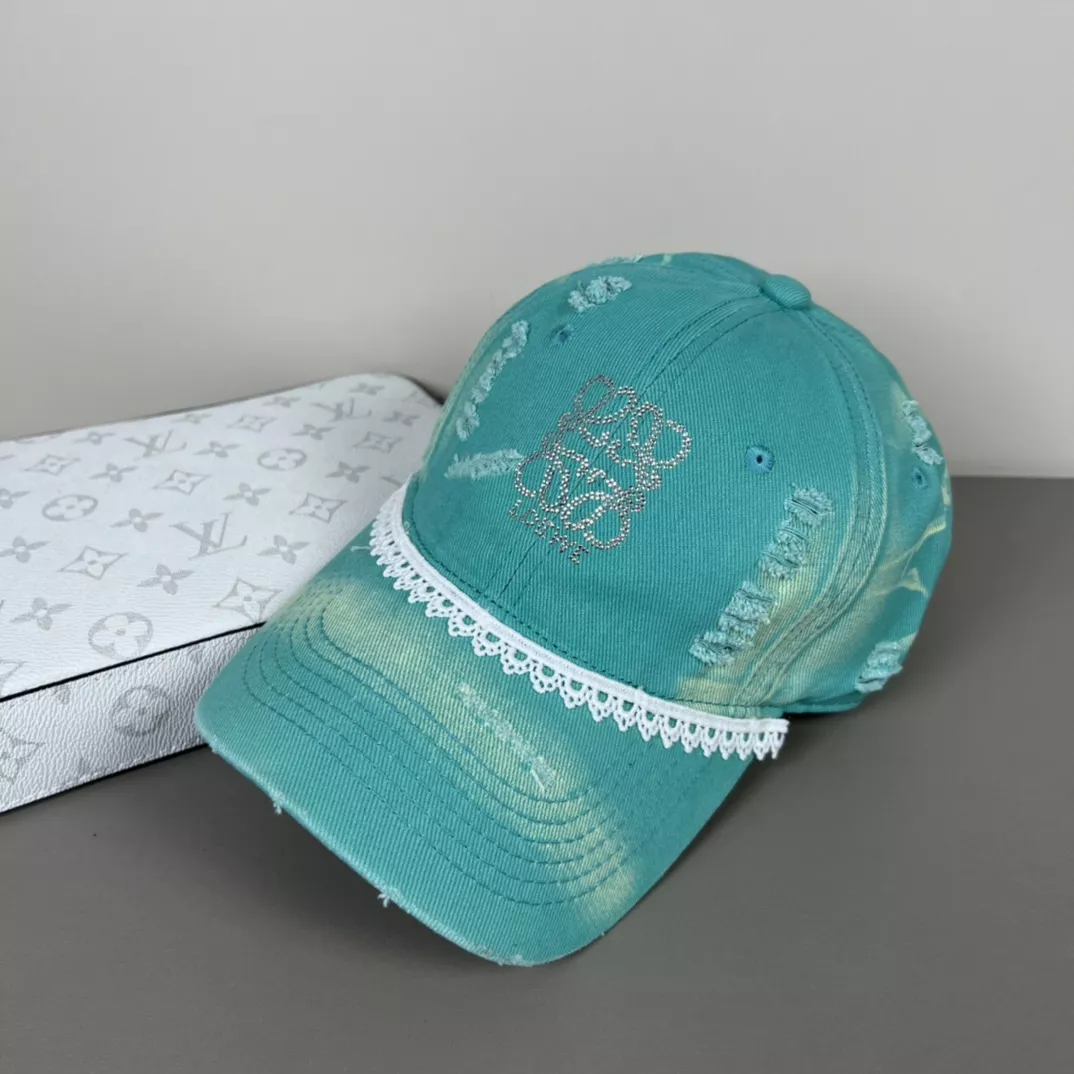 LOEWE Caps Reliable 9507