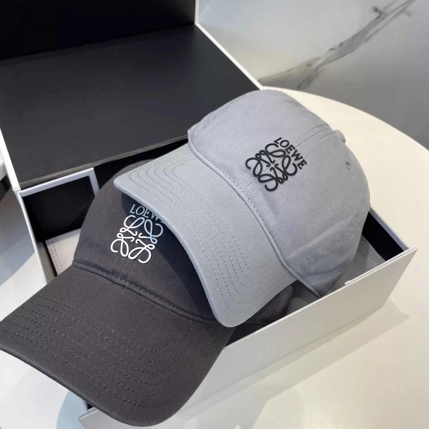 LOEWE Caps Soft 5008