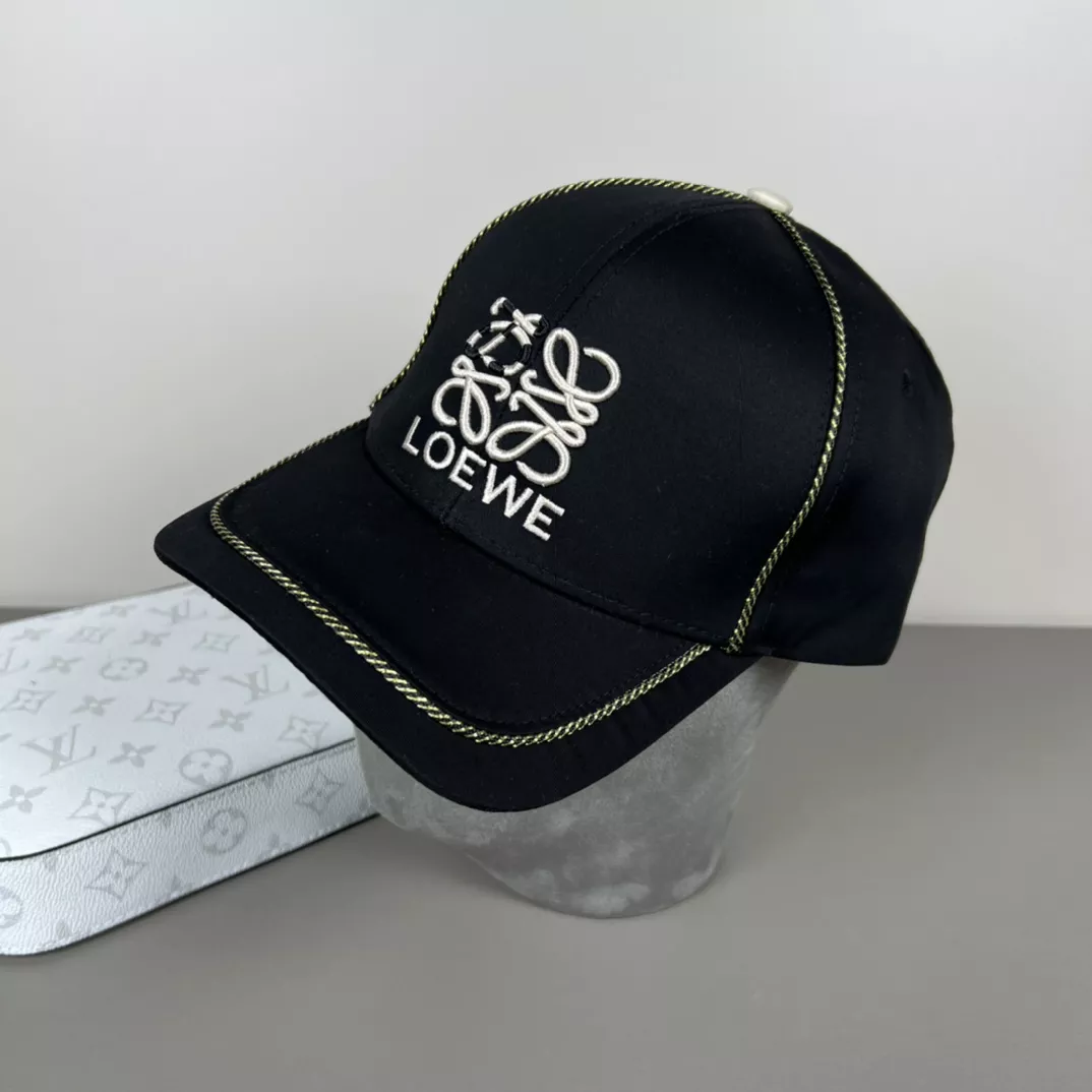 LOEWE Caps TopPick 2263