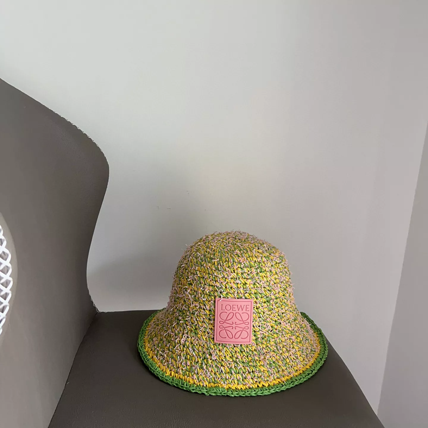 LOEWE Caps Versatile 5056