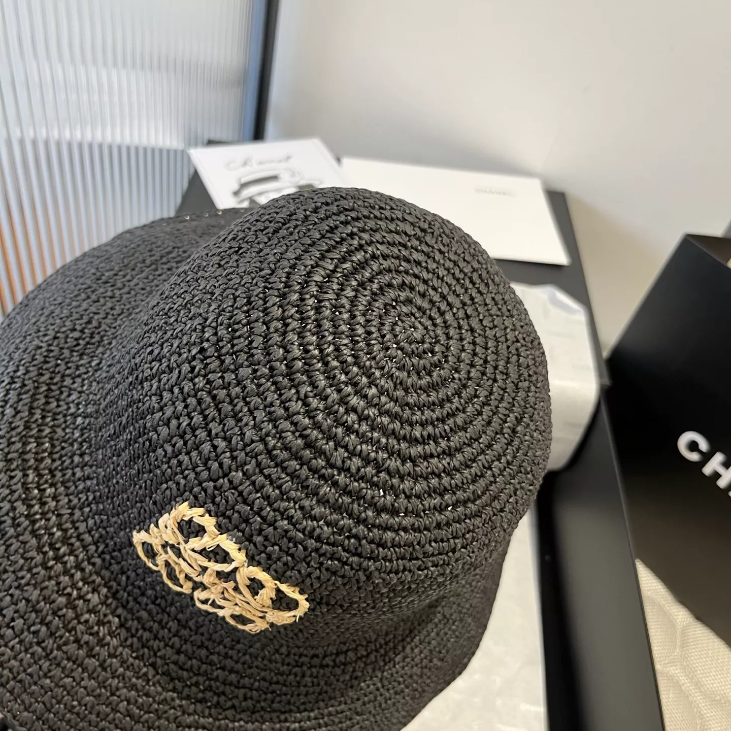 LOEWE Caps Vibrant 815