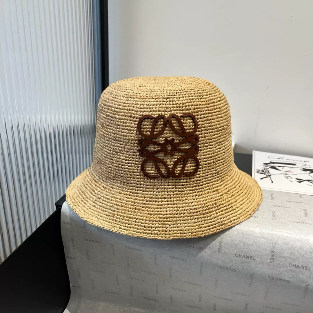 LOEWE Caps WellDesigned 3052