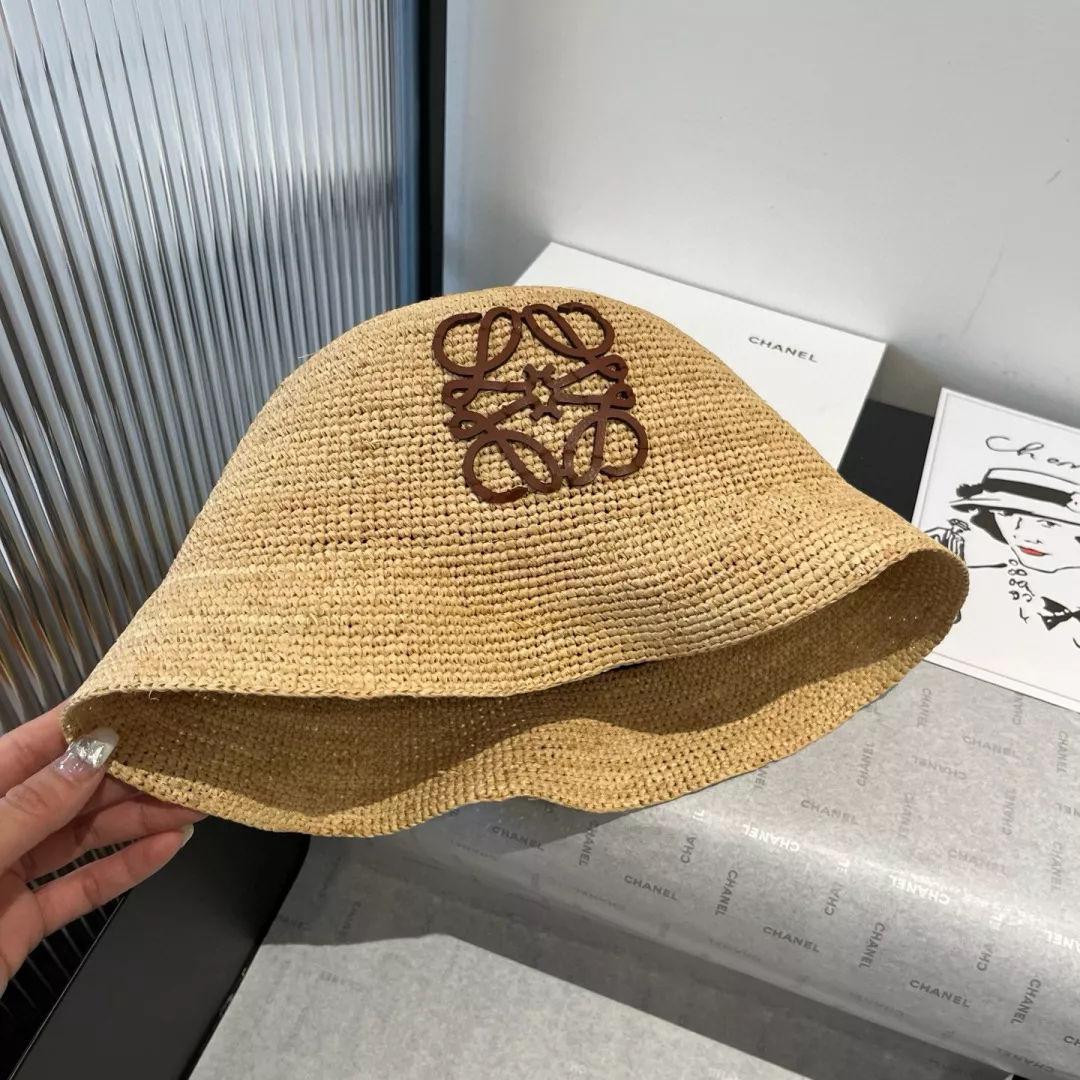 LOEWE Caps WellDesigned 3052