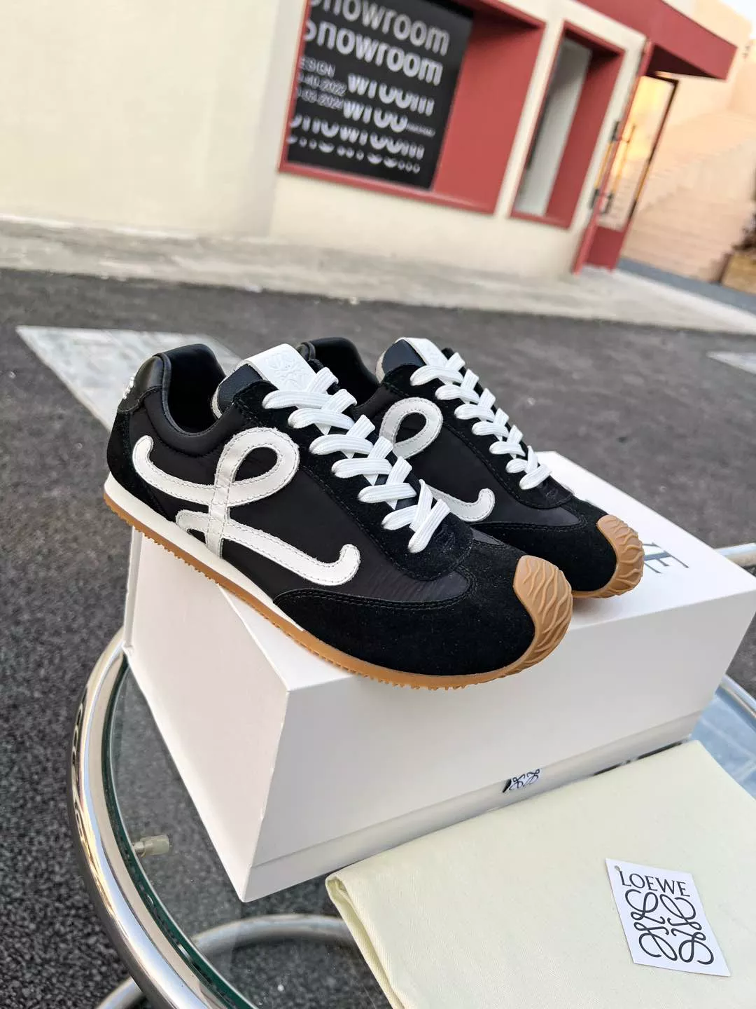 LOEWE Casual Shoes For Men Unique 7337