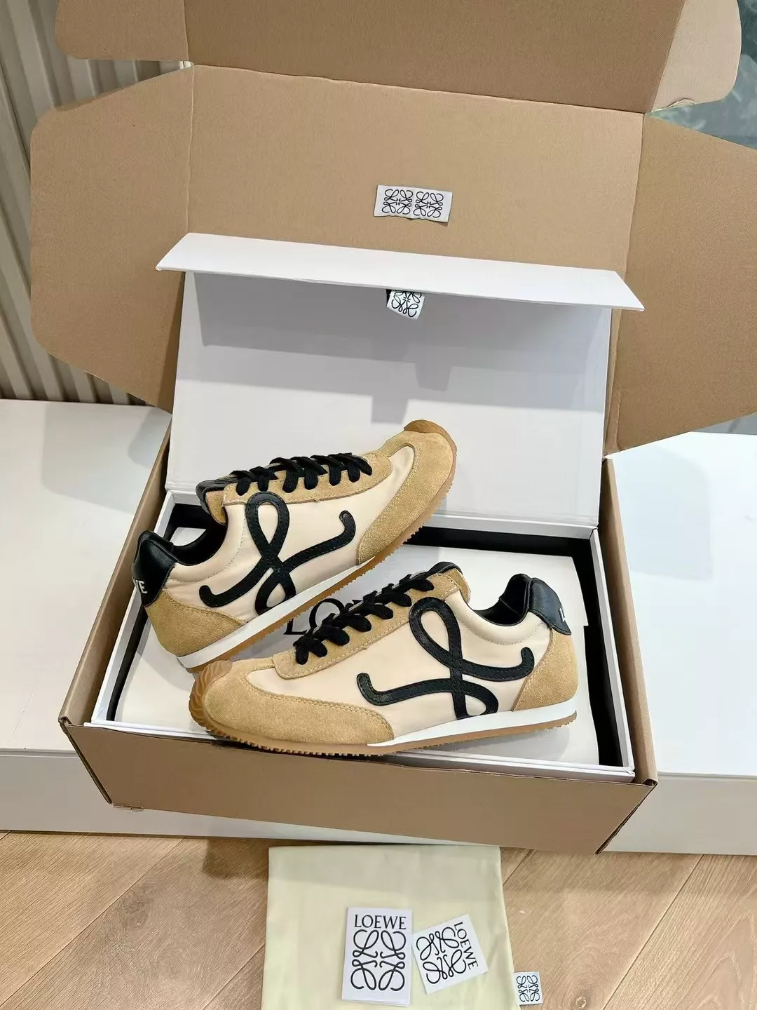 LOEWE Casual Shoes For Men WellDesigned 1100