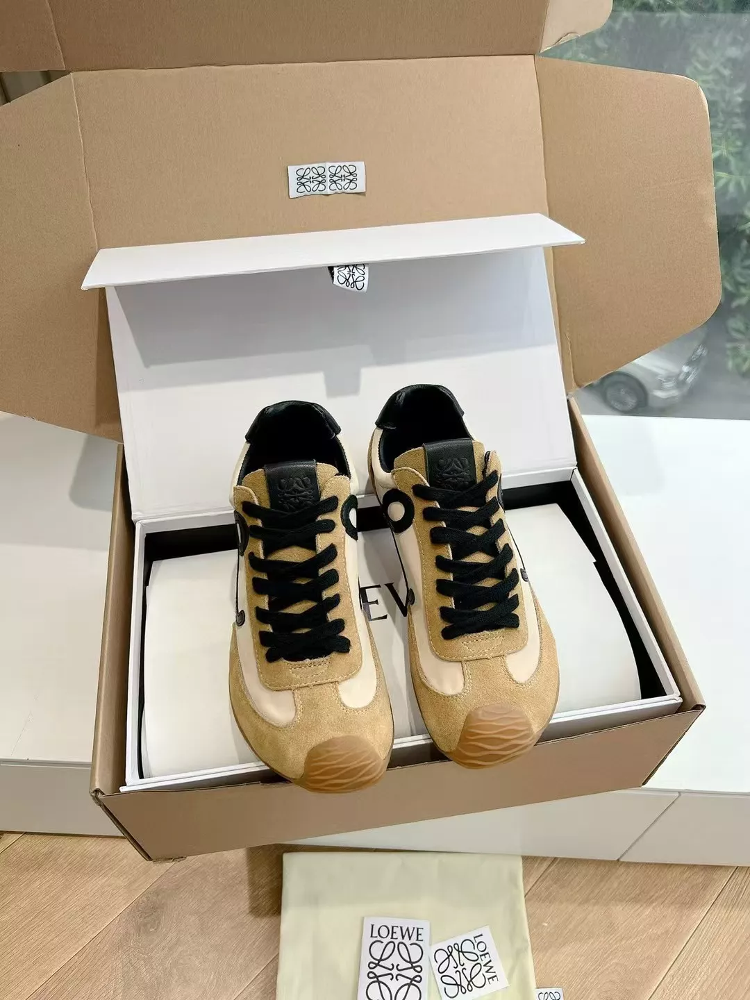 LOEWE Casual Shoes For Men WellDesigned 1100