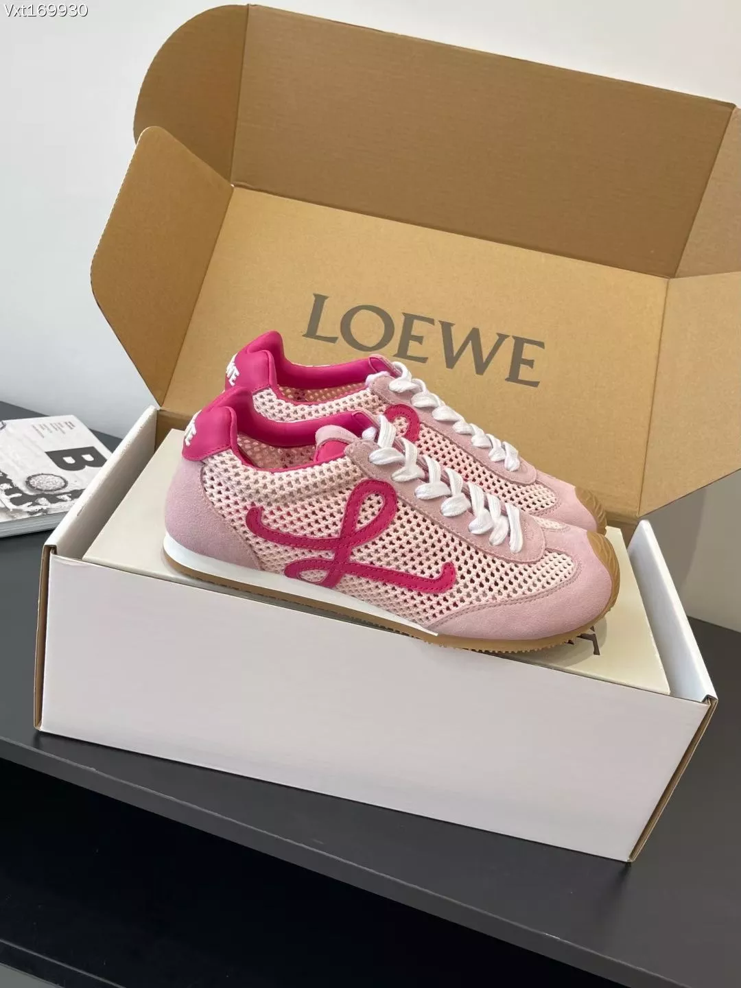 LOEWE Casual Shoes For Women UrbanStyle 9557
